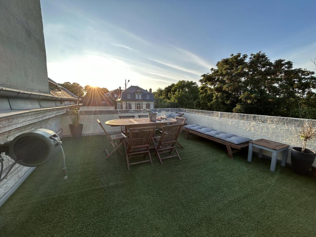 Rooftop - Cosy Flat Centre Senlis Senlis  Esterno foto