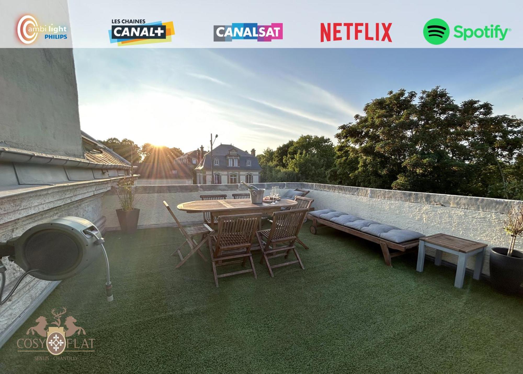 Rooftop - Cosy Flat Centre Senlis Senlis  Esterno foto